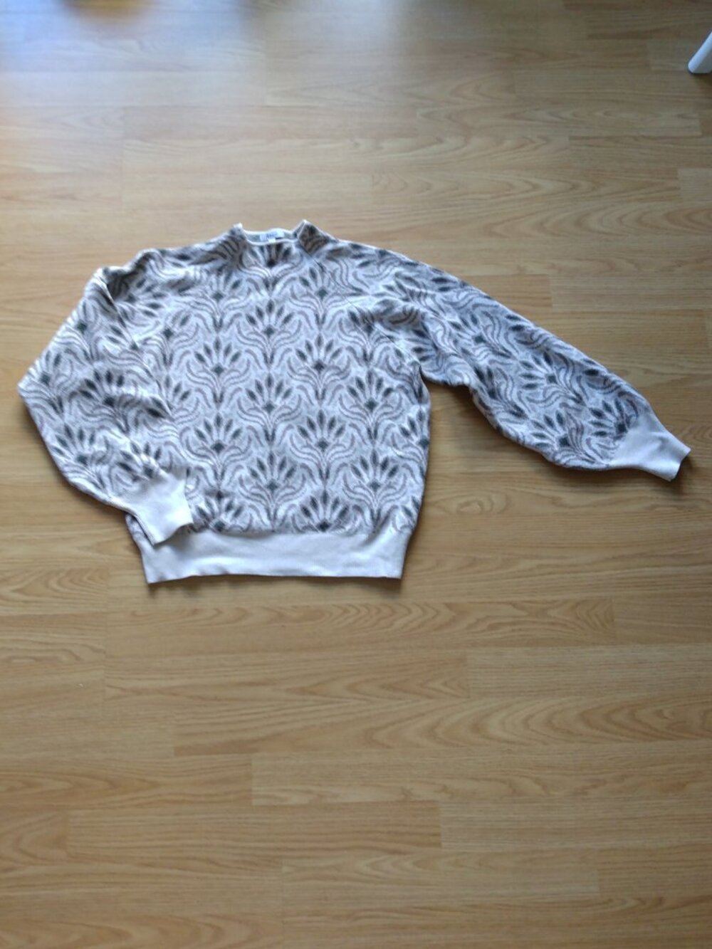 Reitmans Patterned Balloon Sleeve Sweater | Size XS